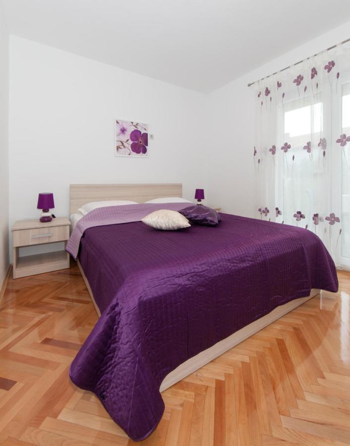 Apartmani Iva Tučepi Eksteriør billede