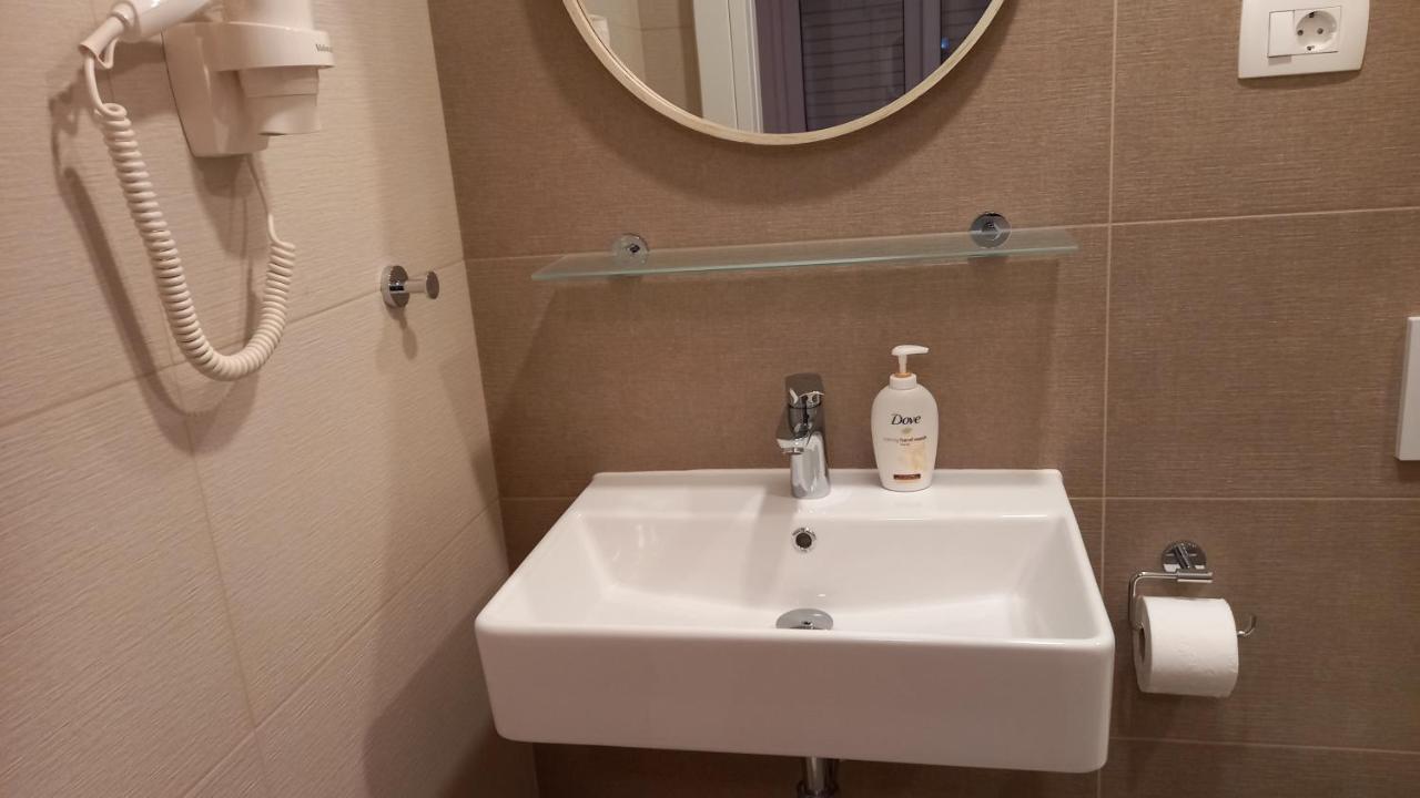 Apartmani Iva Tučepi Eksteriør billede