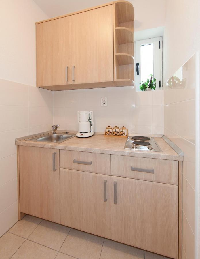 Apartmani Iva Tučepi Eksteriør billede