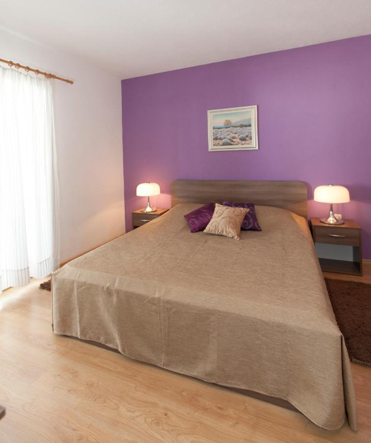 Apartmani Iva Tučepi Eksteriør billede