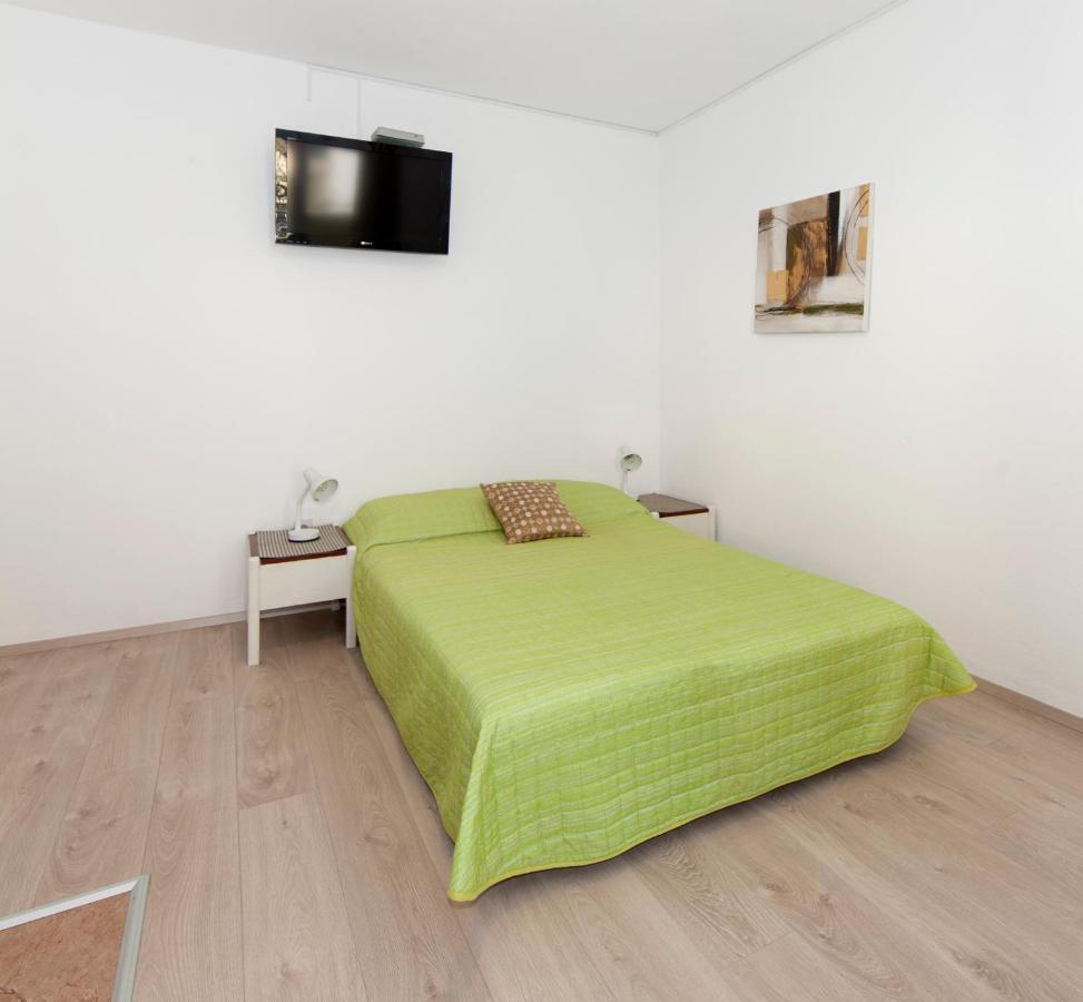 Apartmani Iva Tučepi Eksteriør billede