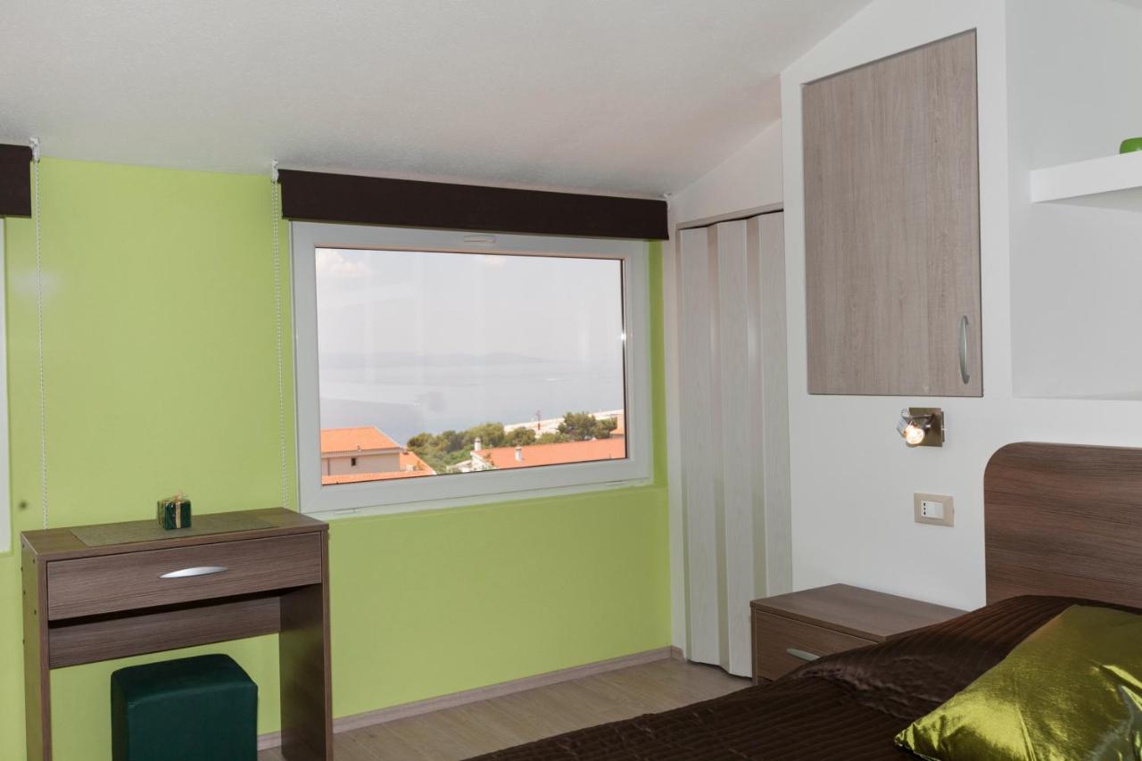 Apartmani Iva Tučepi Eksteriør billede