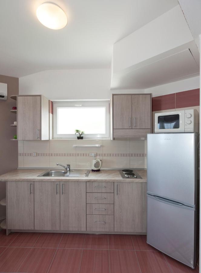 Apartmani Iva Tučepi Eksteriør billede