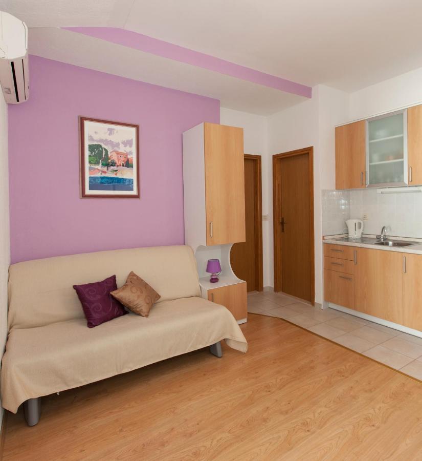 Apartmani Iva Tučepi Eksteriør billede