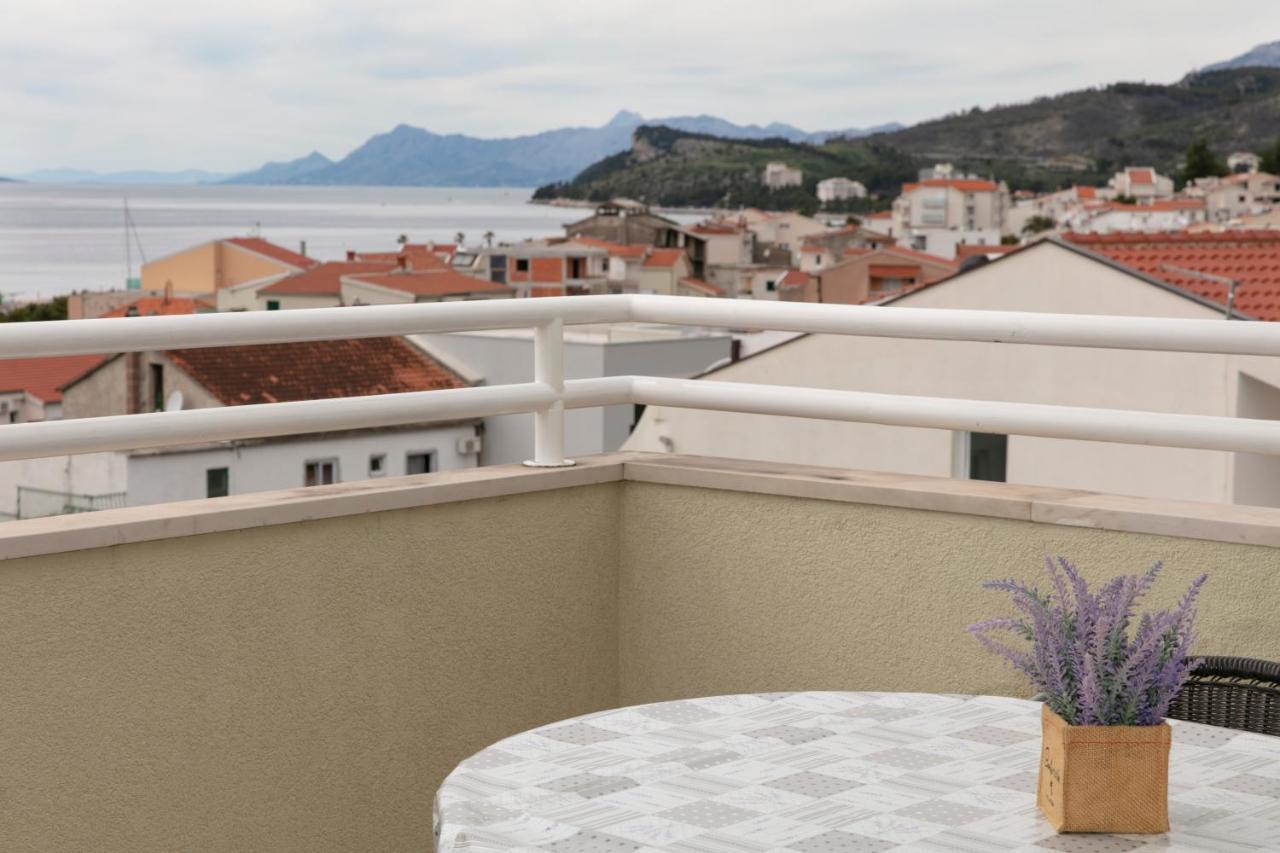 Apartmani Iva Tučepi Eksteriør billede