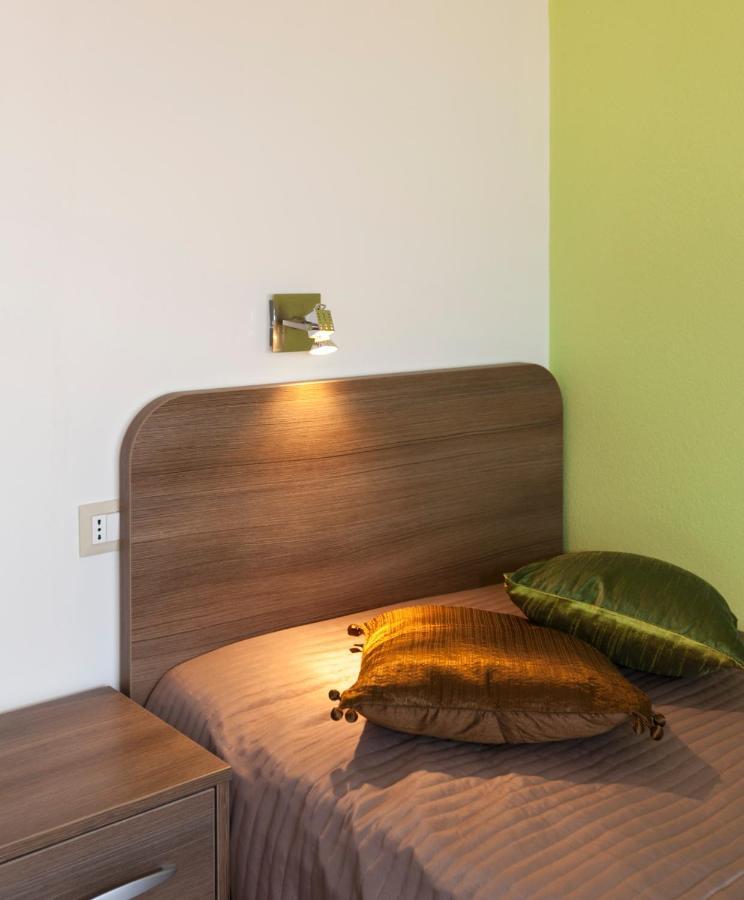 Apartmani Iva Tučepi Eksteriør billede