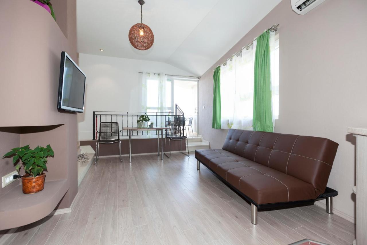 Apartmani Iva Tučepi Eksteriør billede