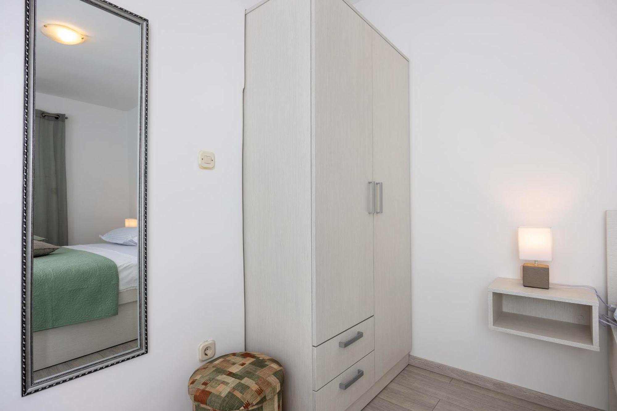 Apartmani Iva Tučepi Eksteriør billede