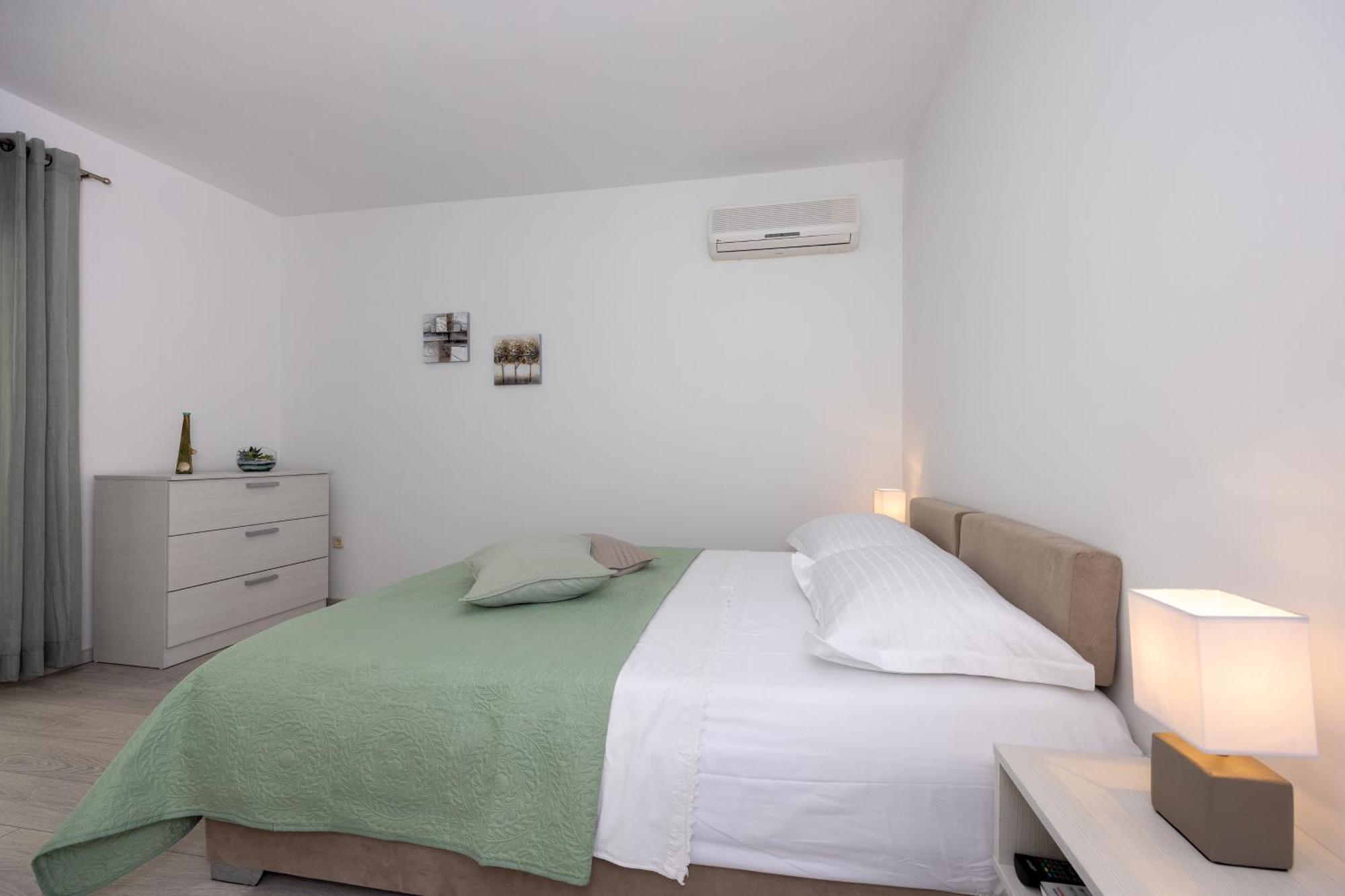 Apartmani Iva Tučepi Eksteriør billede