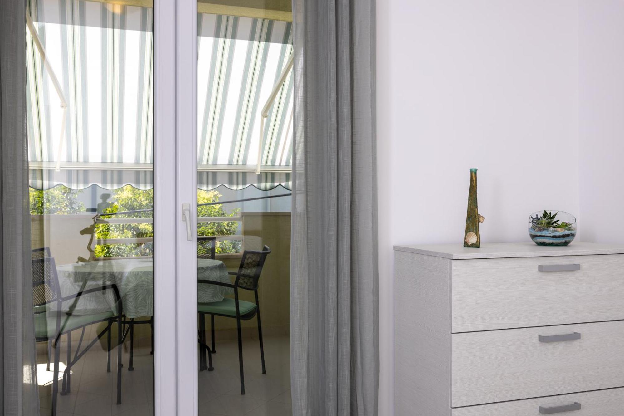 Apartmani Iva Tučepi Eksteriør billede