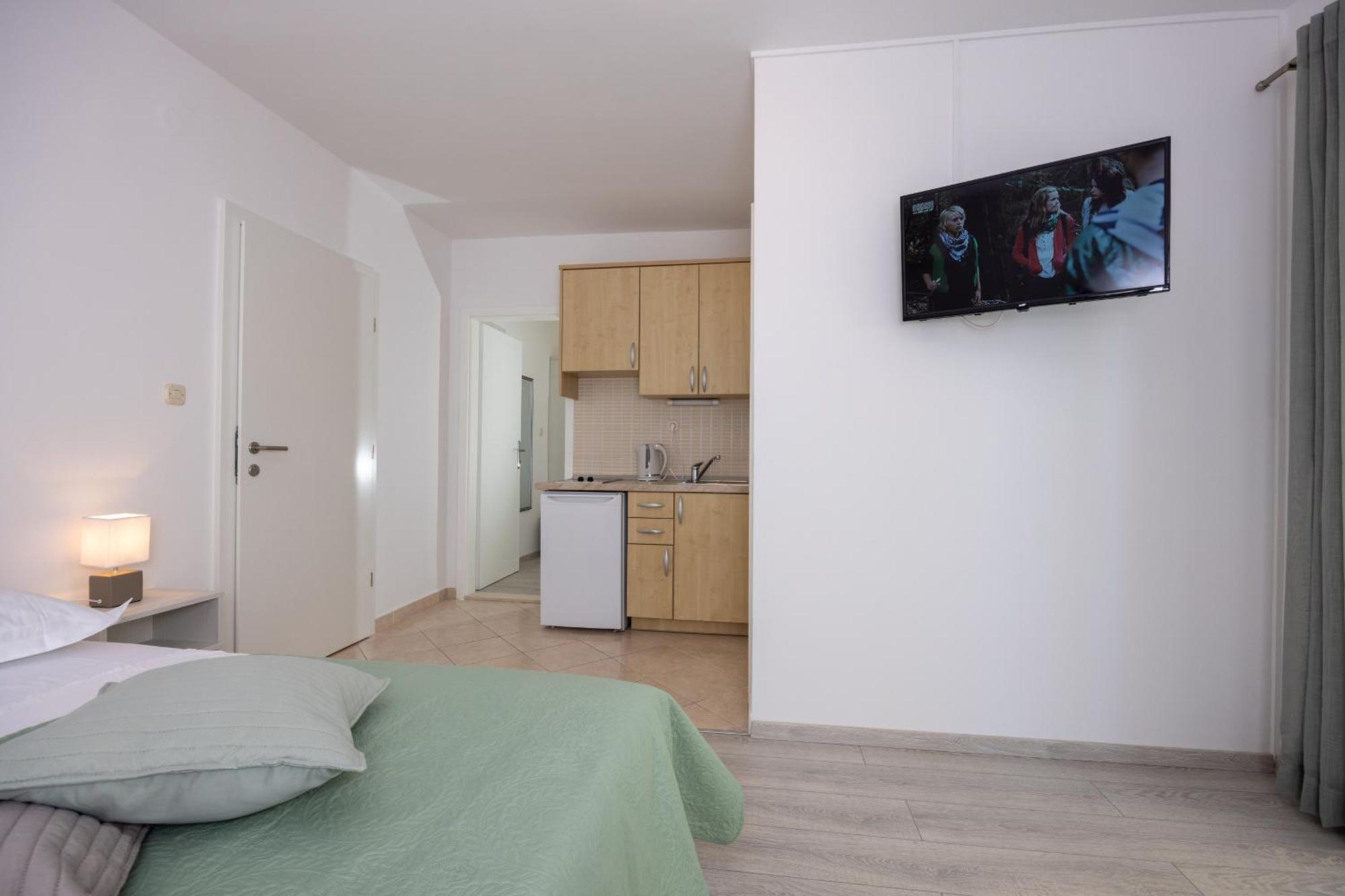 Apartmani Iva Tučepi Eksteriør billede